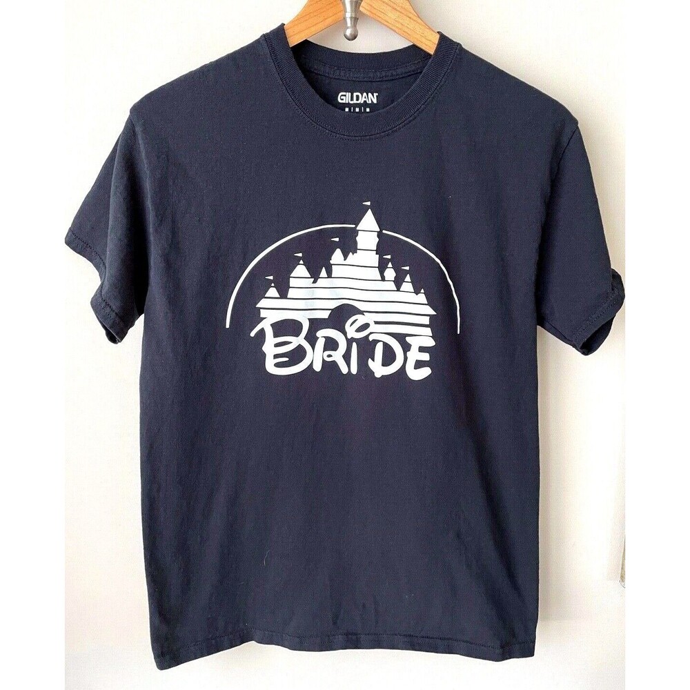 Disney Castle Bride Black T-Shirt White Graphic Size Medium
